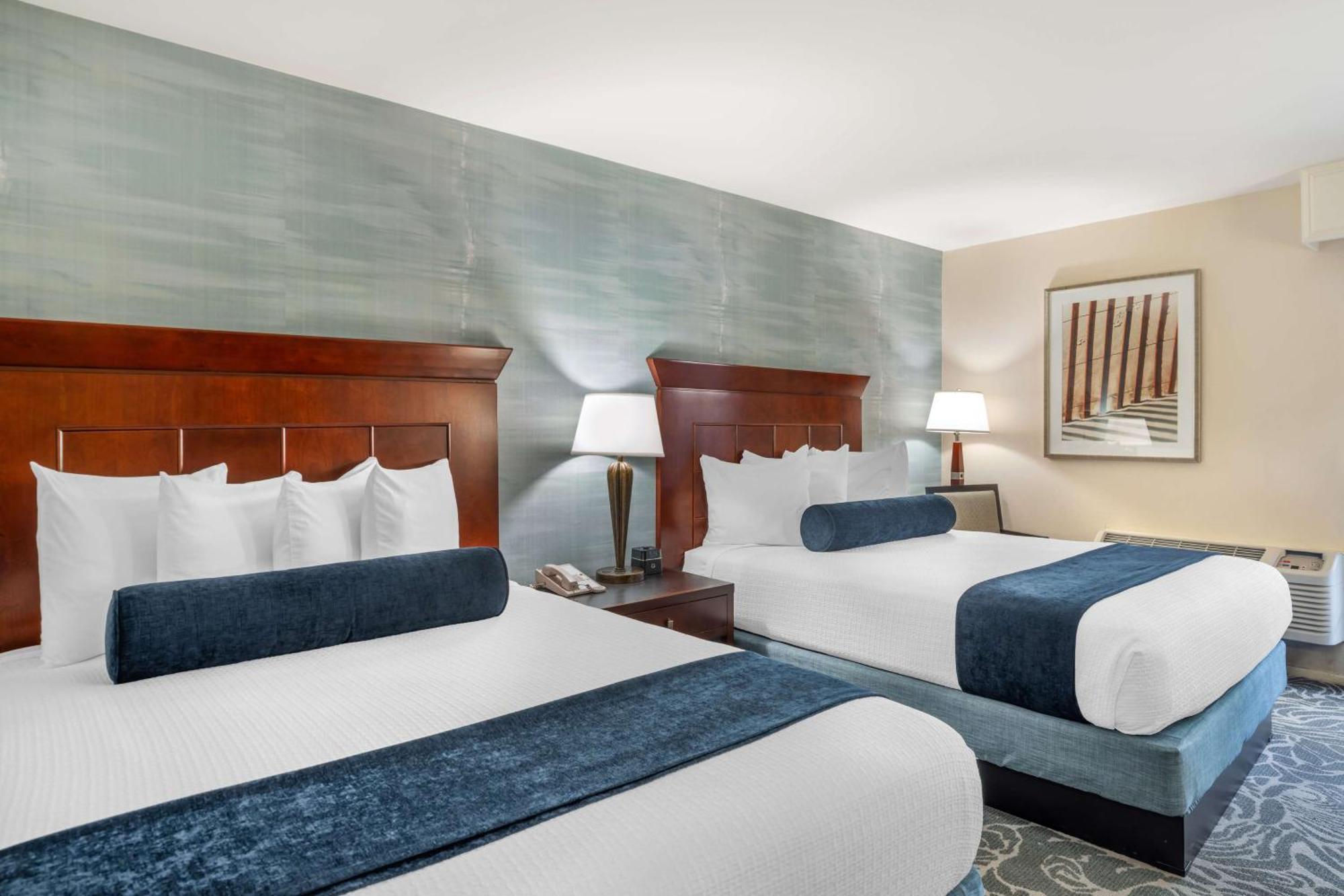 Best Western Plus Carpinteria Inn Exterior photo