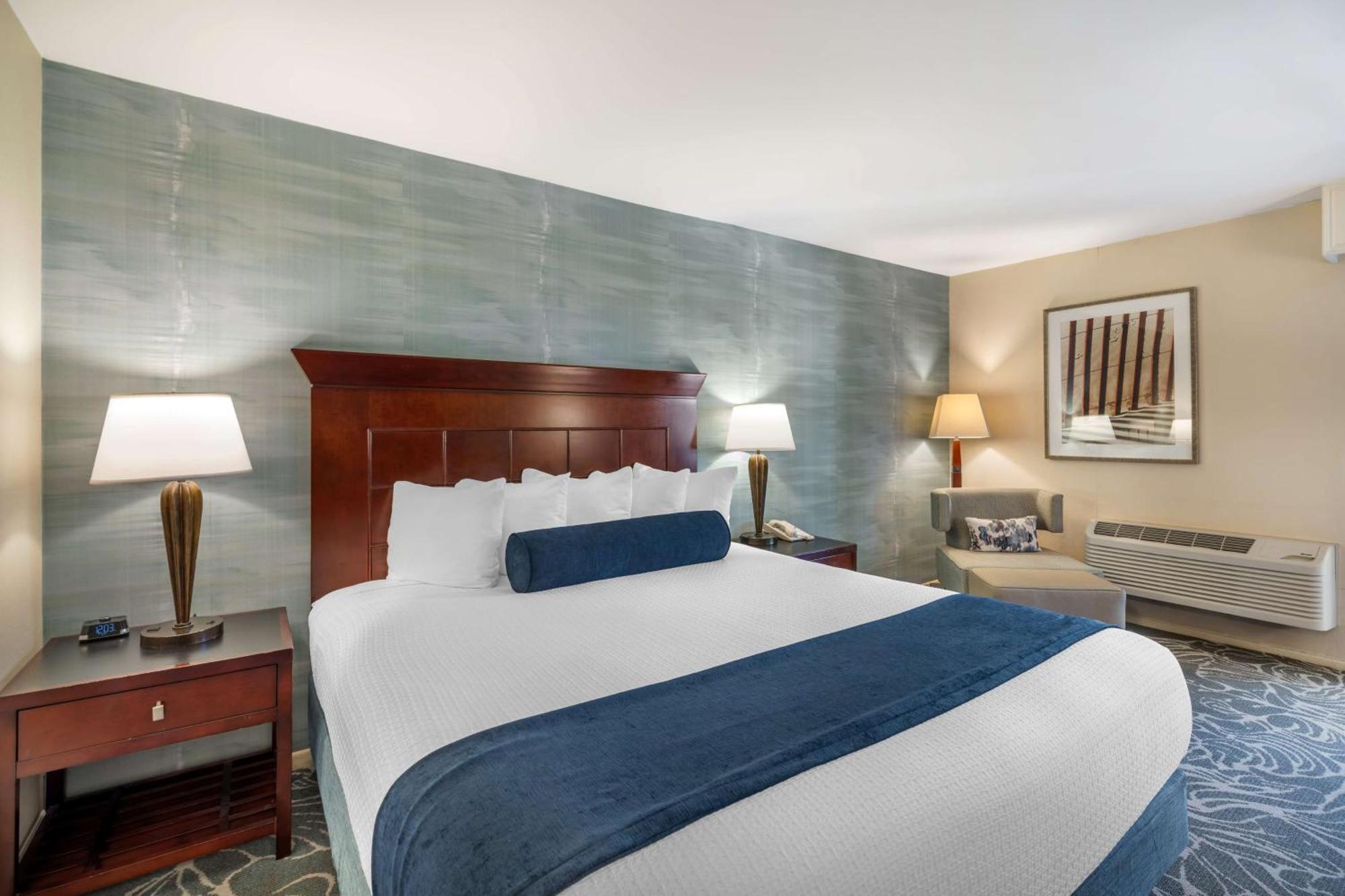 Best Western Plus Carpinteria Inn Exterior photo
